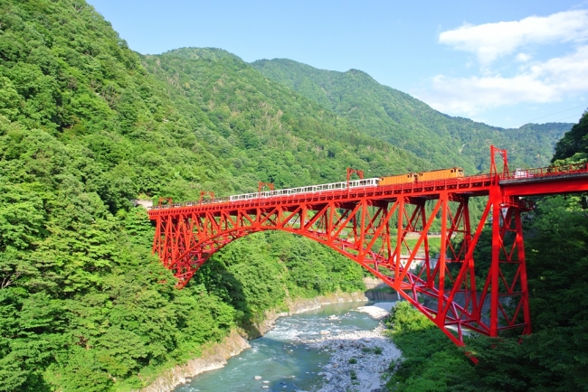 黒部峡谷（イメージ）