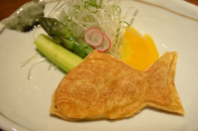 鯛の身と味噌を合わせた鯛味噌餡が入った「たい焼き」