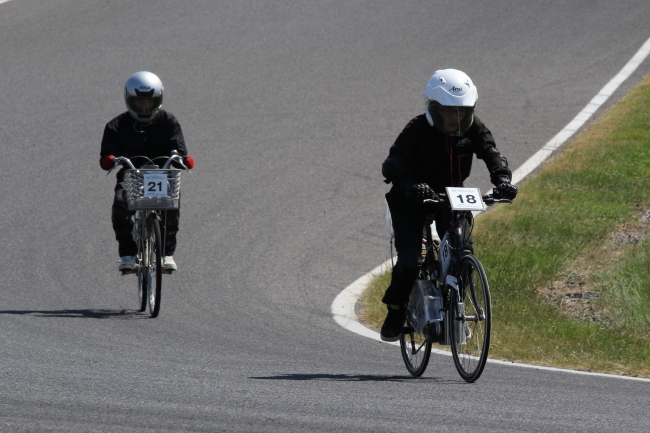 KV-BIKEチャレンジ走行シーン