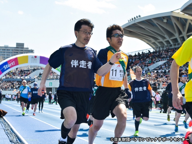 障がいの有無に関わらずチームが一つとなりタスキつなぐ「パラ駅伝」