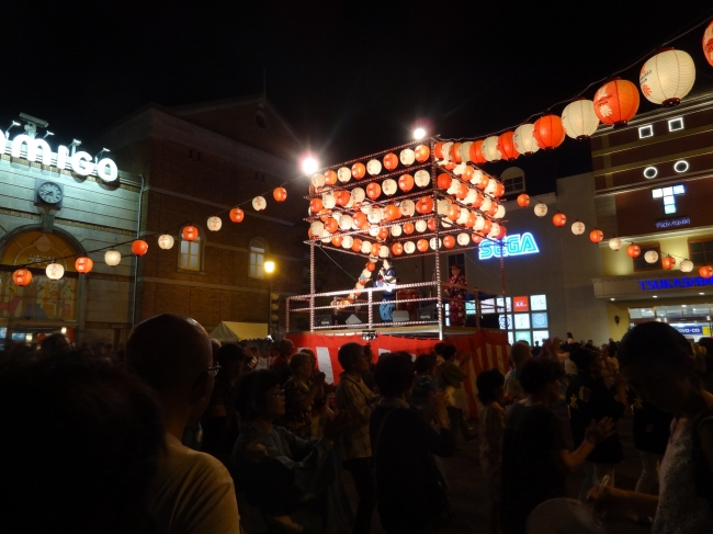 つかしん夏祭り　納涼盆踊り大会の様子 （昨年撮影）