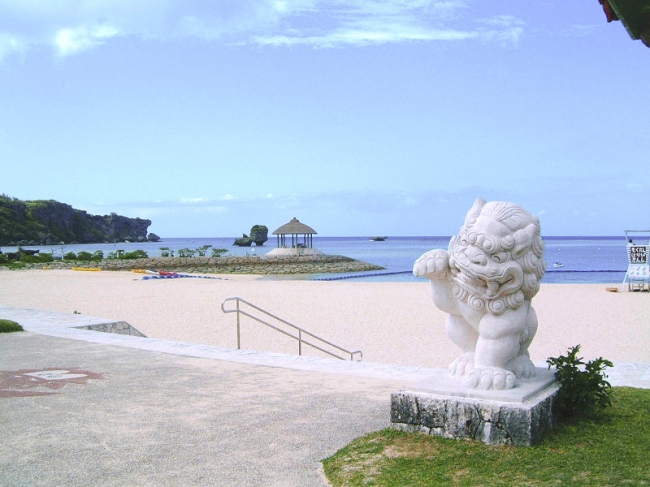 恩納村海浜公園ナビービーチ