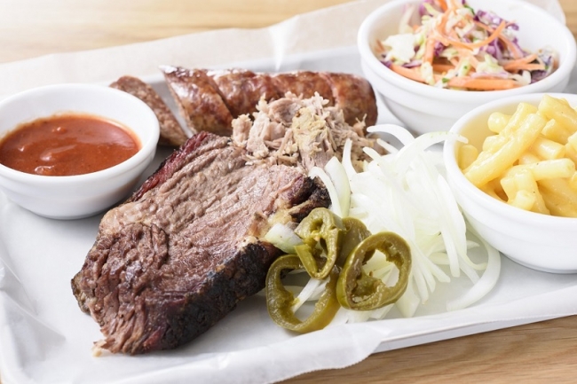 ▲BRISKET+PULLED PORK(BBQ COMBO PLATE)