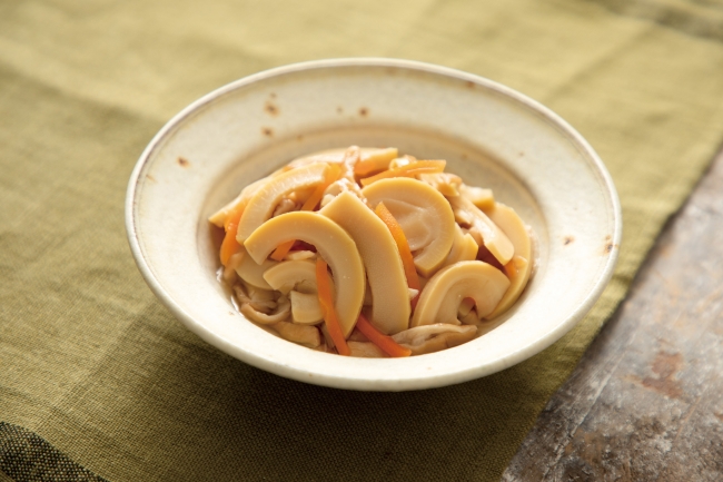 美食百彩　筍と麩と人参の煮物