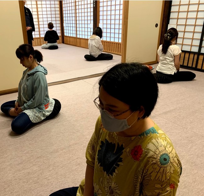 養寿院での体験の様子