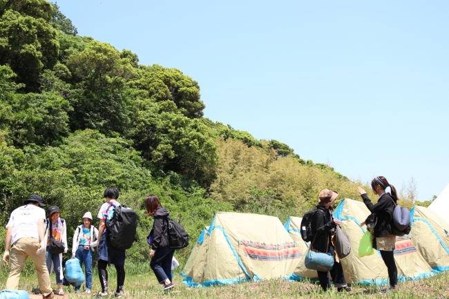 宿泊はテント！テントはレンタルが可能です