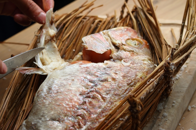 高松の鯛濱焼き　9,000円