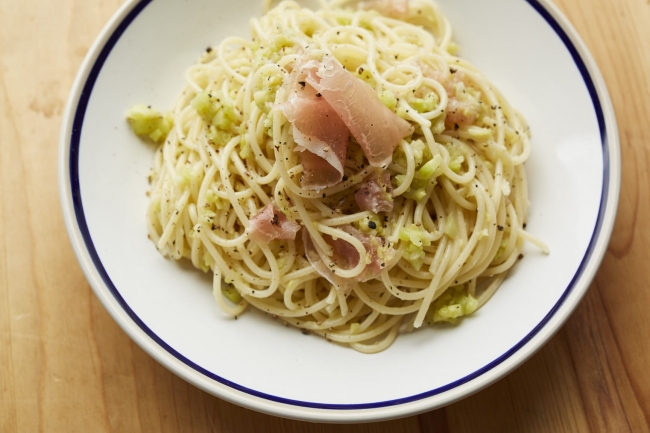 生ハムとなすペーストのスパゲッティ