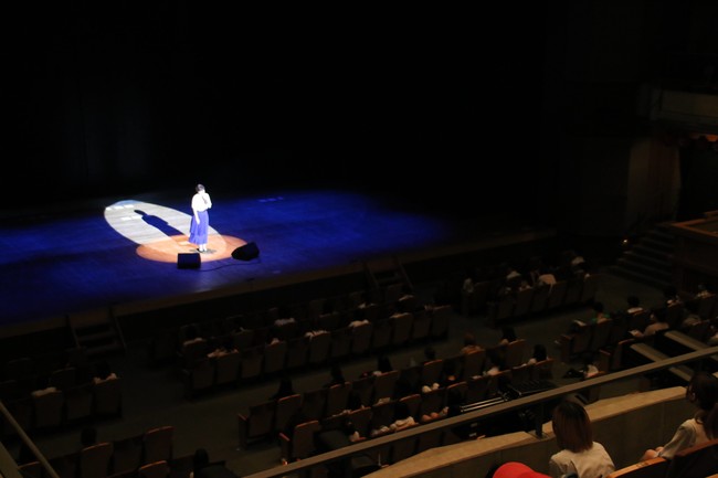 岡本真夜さんがサプライズで登場。