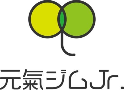  ロゴの由来⇒花が咲く前の双葉をイメージ。 子どもたちの可能性を開花させる土台づくりを応援したいという気持ちが込められています。