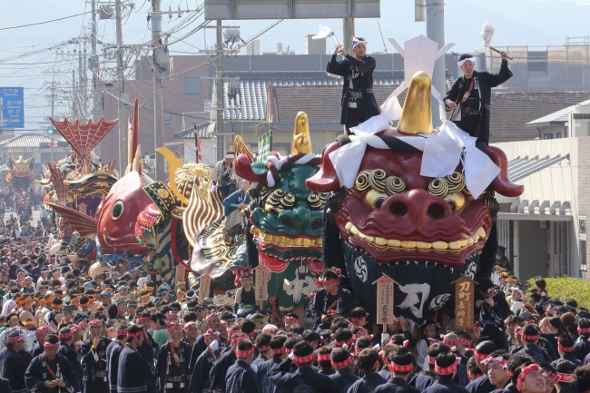 唐津くんち曳山特別巡行『祝賀奉曳』