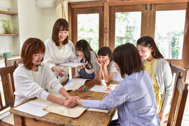 ハンコミは子育てしながら自宅で開業も可能