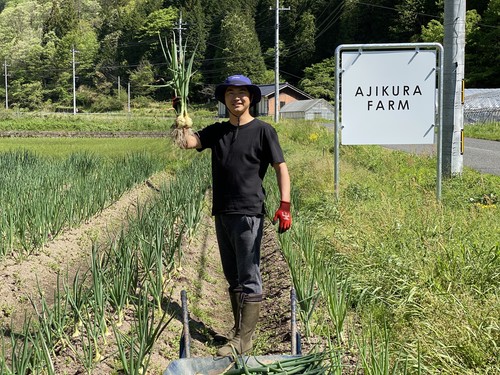 AJIKURA　FARM