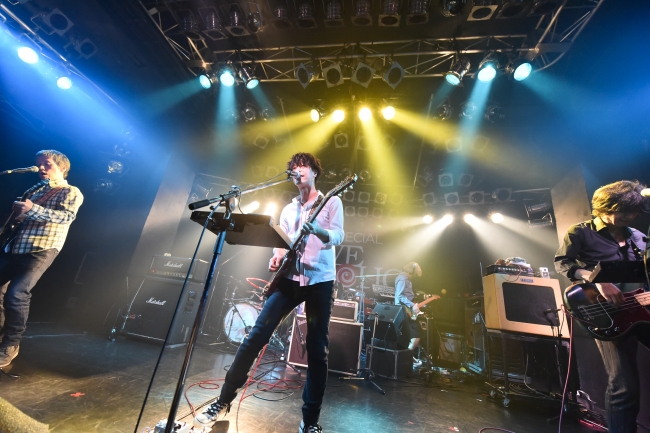 LIVE HOLIC vol.24_GRAPEVINE／PHOTO：AZUSA TAKADA