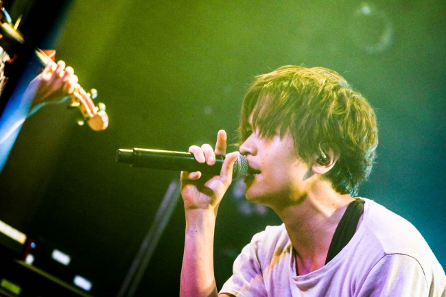 LIVE HOLIC vol.25_BIGMAMA_photo：渡邉一生