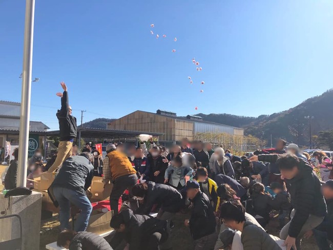  昨年の「福もちまき」の様子