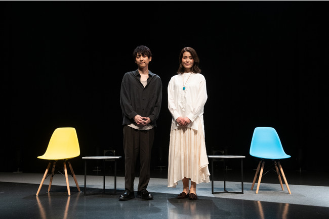 主演の梶裕貴さん（左）、甲斐田裕子さん（右）