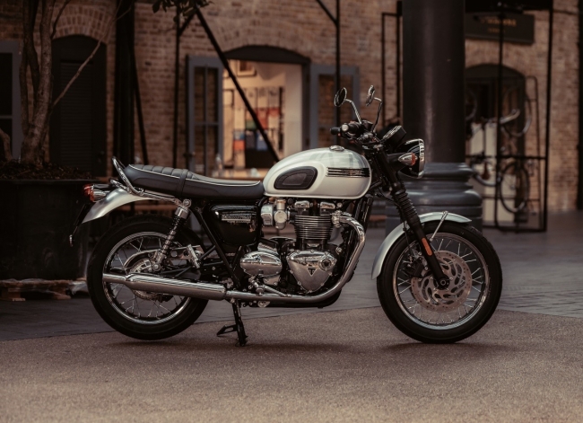 BONNEVILLE T120 DIAMOND EDITION　世界限定900台