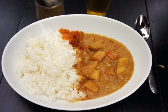 一晩寝かせたカレーの味を再現しました　２１世紀の『おふくろの味』