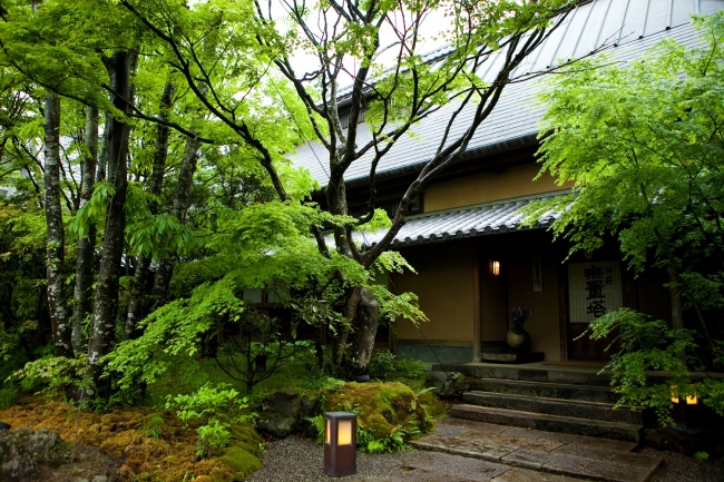 山荘無量塔（大分県）