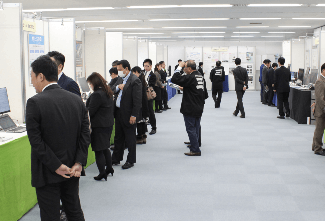 展示会の様子