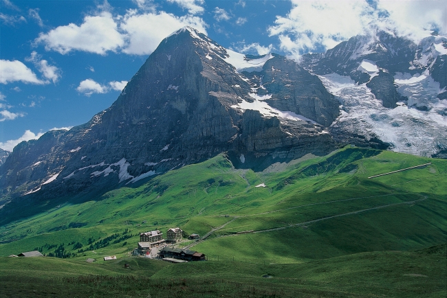 クライネシャイデックからのベルナーアルプスの絶景 　(C) swiss-image.chRobert Boesch