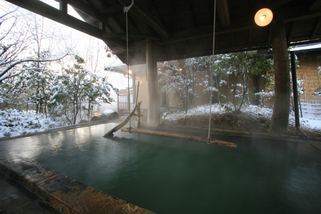 黒川温泉「旅館こうの湯」　女性露天風呂