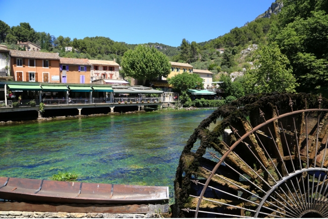 フォンテーヌ・ド・ボークリューズ(C)HOCQUEL Alain - Vaucluse Provence