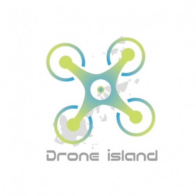 ドローンと五島列島を描いたDrone Islandロゴ