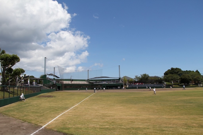 五島市中央公園野球場