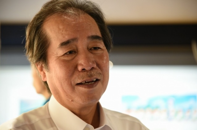 山本二三氏