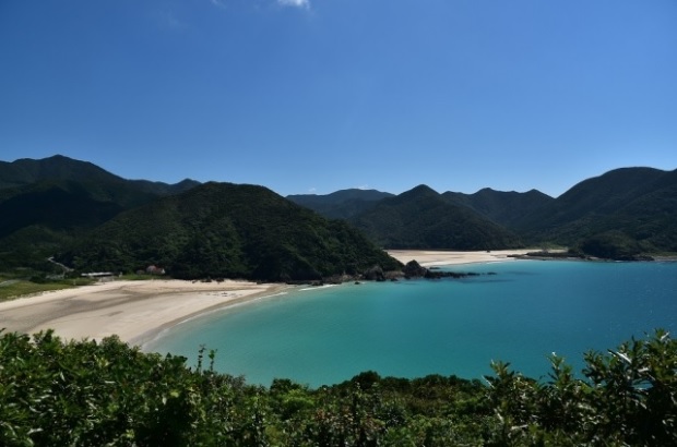 高浜海水浴場と頓泊海水浴場