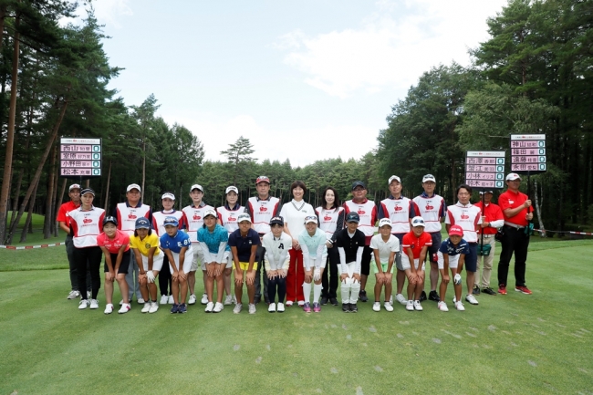 夏休みに山梨県でプロのコースセッティングに挑戦！！