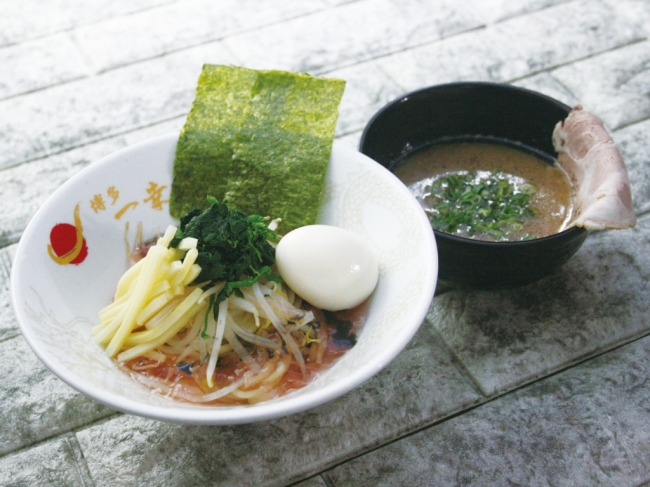 札幌すすきの店 トリプルTつけ麺(900円)