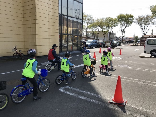 自転車指導教室の風景