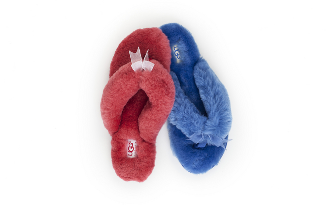 Fluff Flip Flop II　カラー　左：レッドライト　右：エレクトリックブルー　商品価格：9,450円