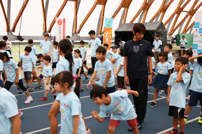 「速く走るコツ」を直伝する酒井監督