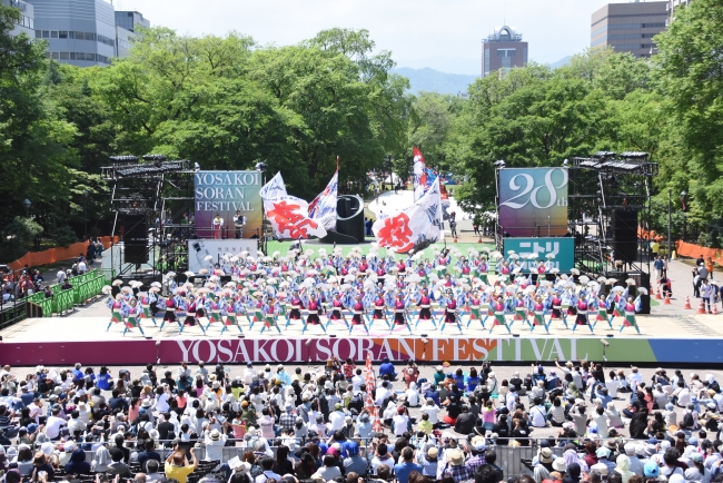 大通公園をはじめとする札幌市内約20か所が会場に