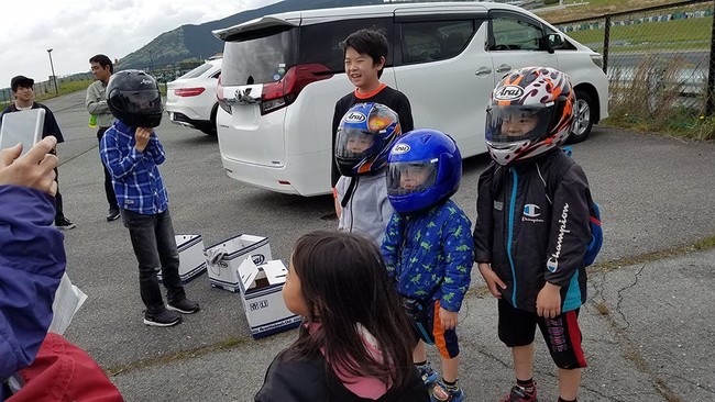 大分県のサーキット「オートポリス」にて、実車を使った講習会