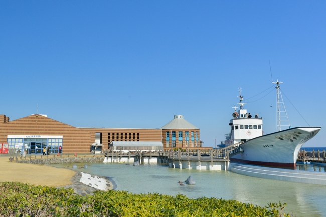 道の駅ちくら潮風王国。海岸にある海をテーマとした道の駅。