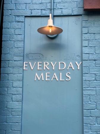 EVERYDAY MEALS 三軒茶屋本店