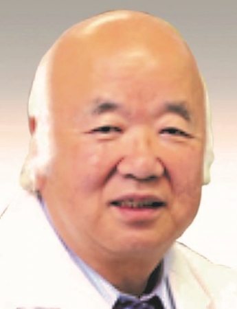 大会長　佐治重豊氏