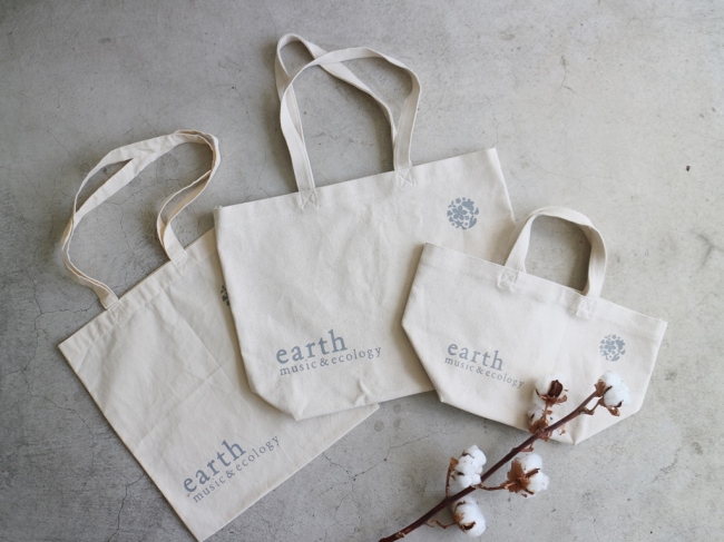 earth music&ecologyのオーガニックコットンエコバッグ