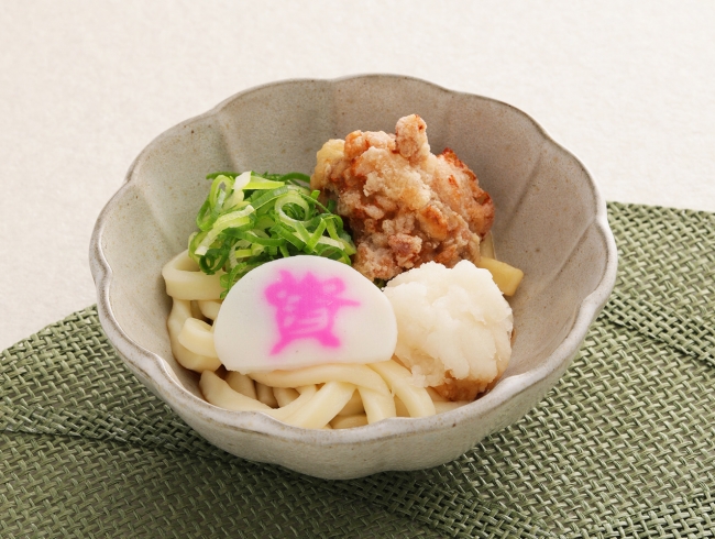 「冷やしぶっかけ唐揚げうどん」