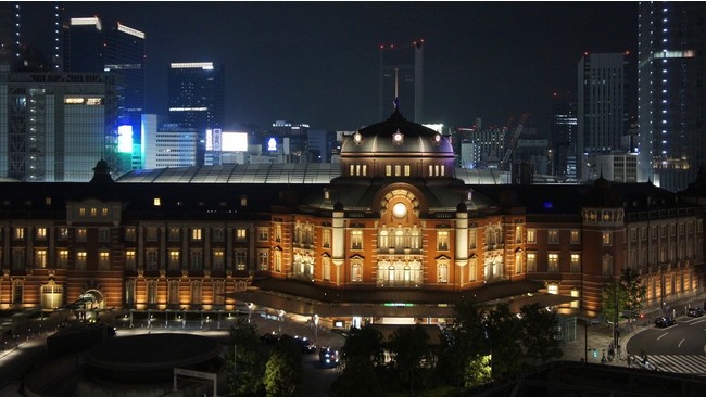 「どん薩摩丸ビル店」より一望できる東京駅舎