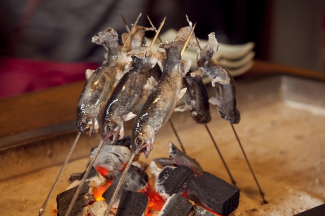 食べ歩き「岩魚の塩焼き」