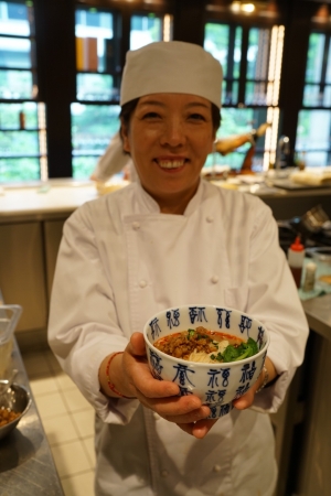 伝説の麺点師（製麺職人）“朱シェフ”