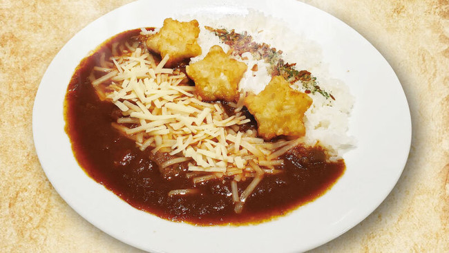 【新登場】えんとつ町の星空チーズカレー　750円(税抜)