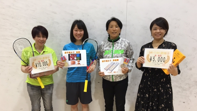 左より、3位道下選手、優勝酒井選手、準優勝西尾選手、4位池田選手