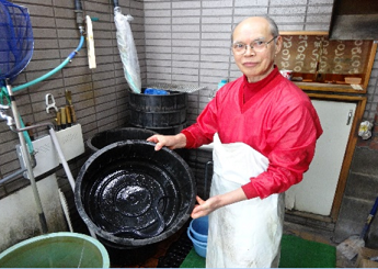 うなぎのしお冨　店主　潮見 洋